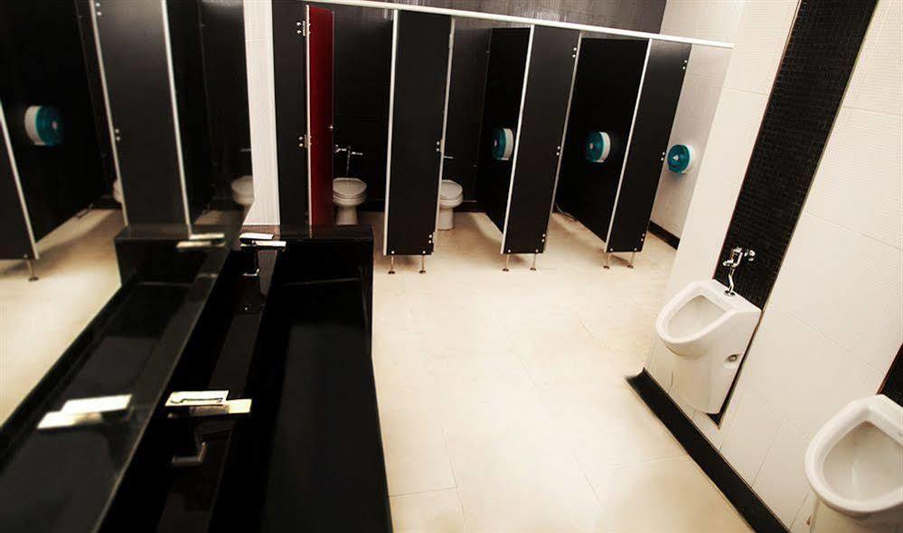 Capsule Hostel パトン エクステリア 写真